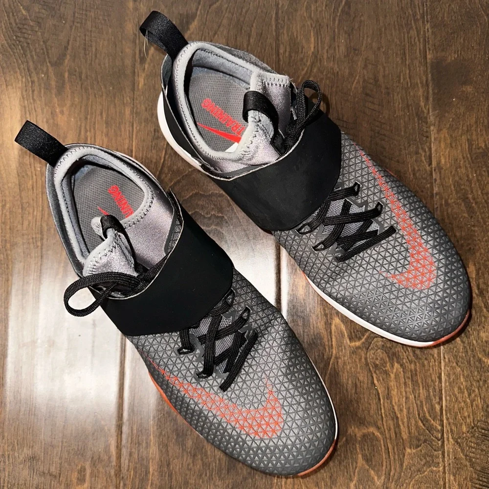 Nike Air Zoom Strong Cross Training Sneaker Black Grey Gym Shoes Size 10.5